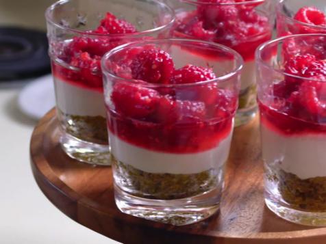 Pistachio Crust Cheesecakes