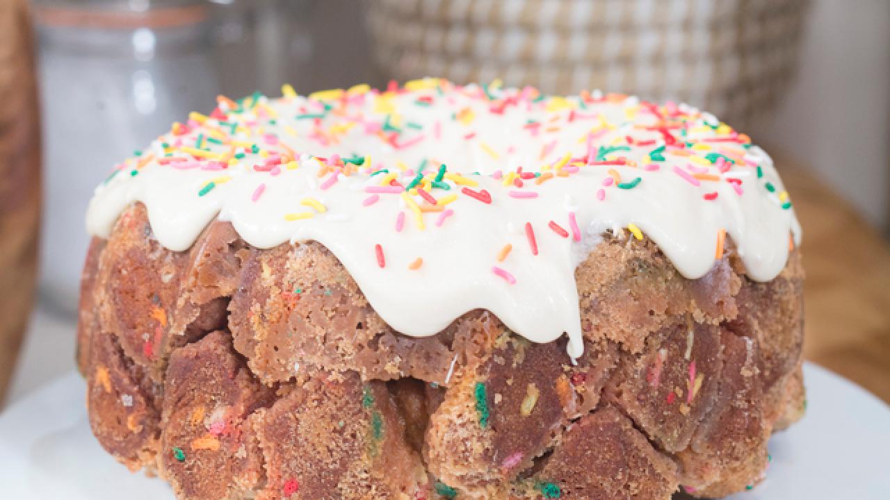 Pull-Apart Confetti Cake
