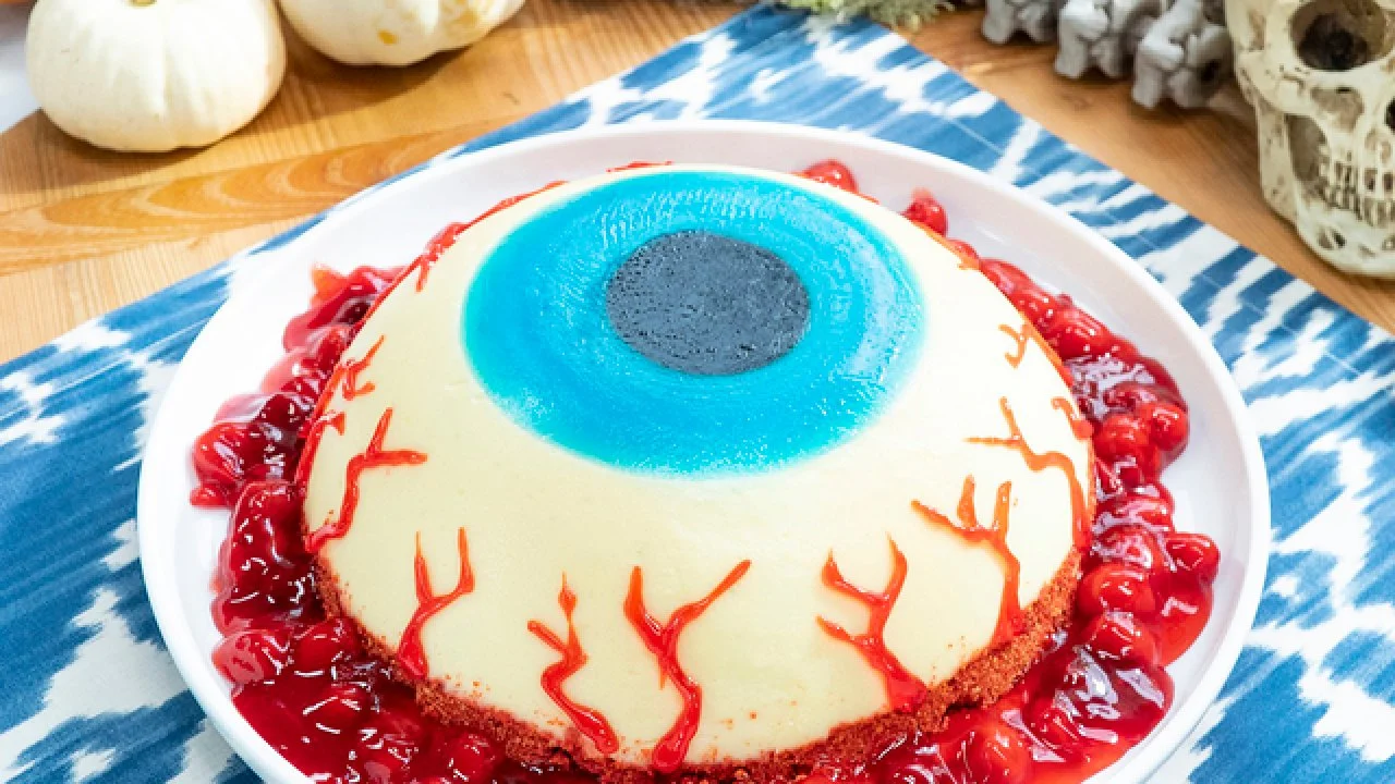 Eyeball Cake