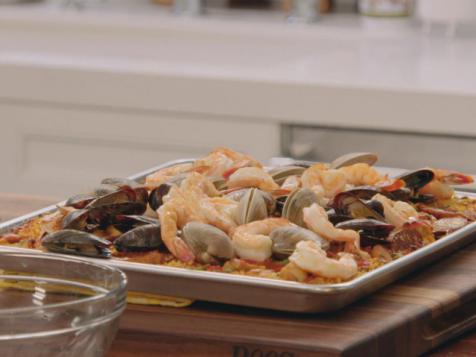 Super Easy Oven Paella