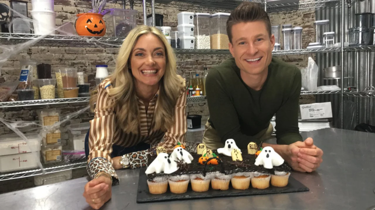 Graveyard Cupcakes
