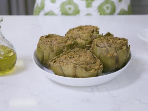 How to Break Down an Artichoke