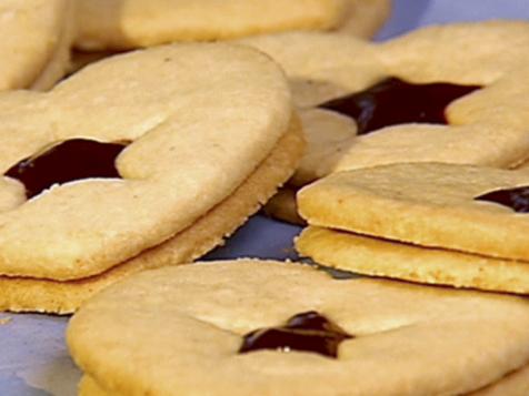 Linzer Heart Sandwich Cookies