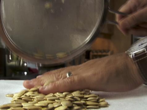 How to Toast Pumpkin Seeds