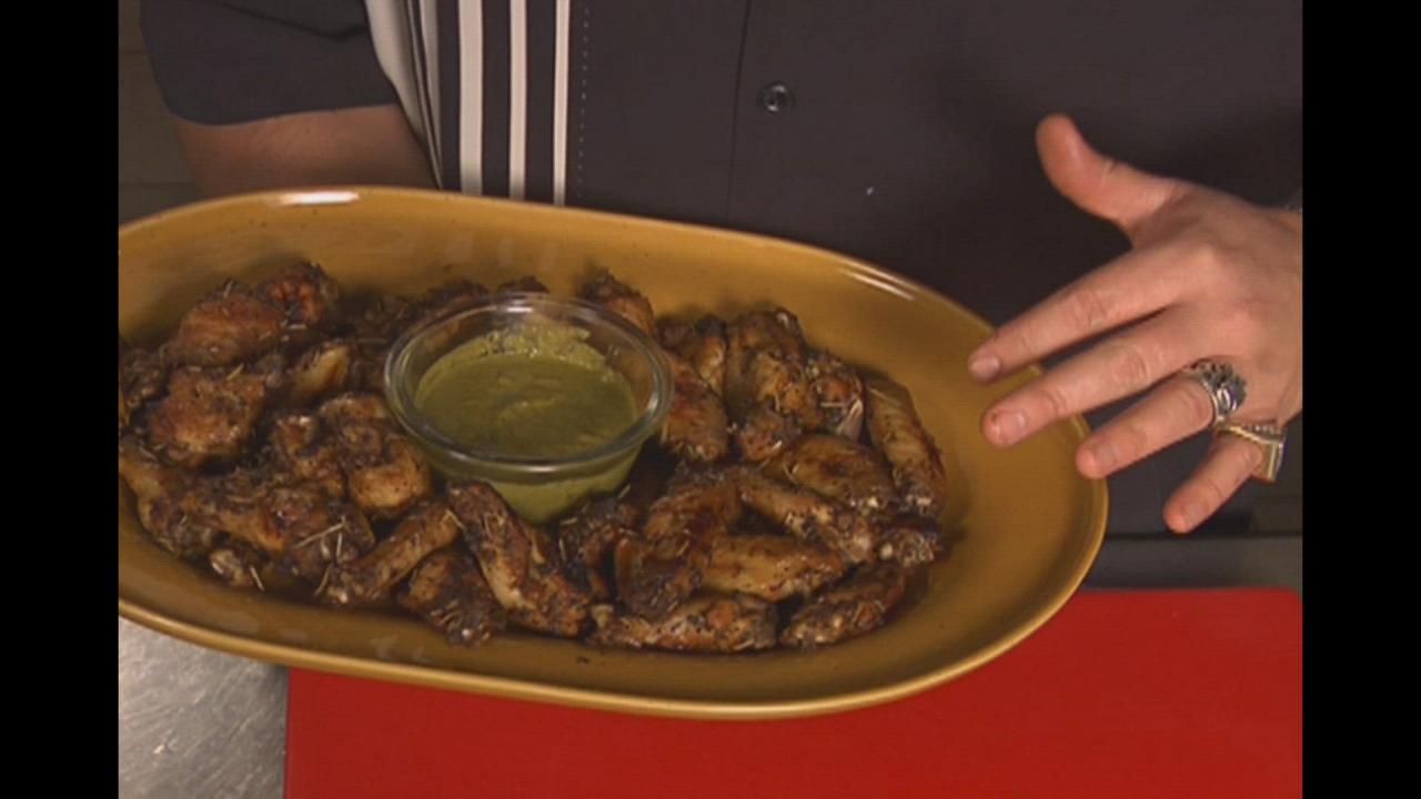 Chicken Wings With Salsa Verde