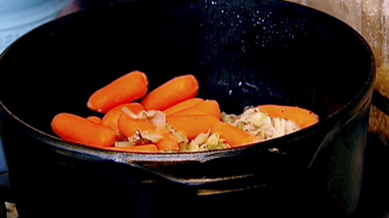 Braised Cabbage and Carrots