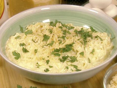 Fettuccine Alfredo