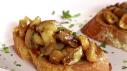 Roasted Mushroom Crostini