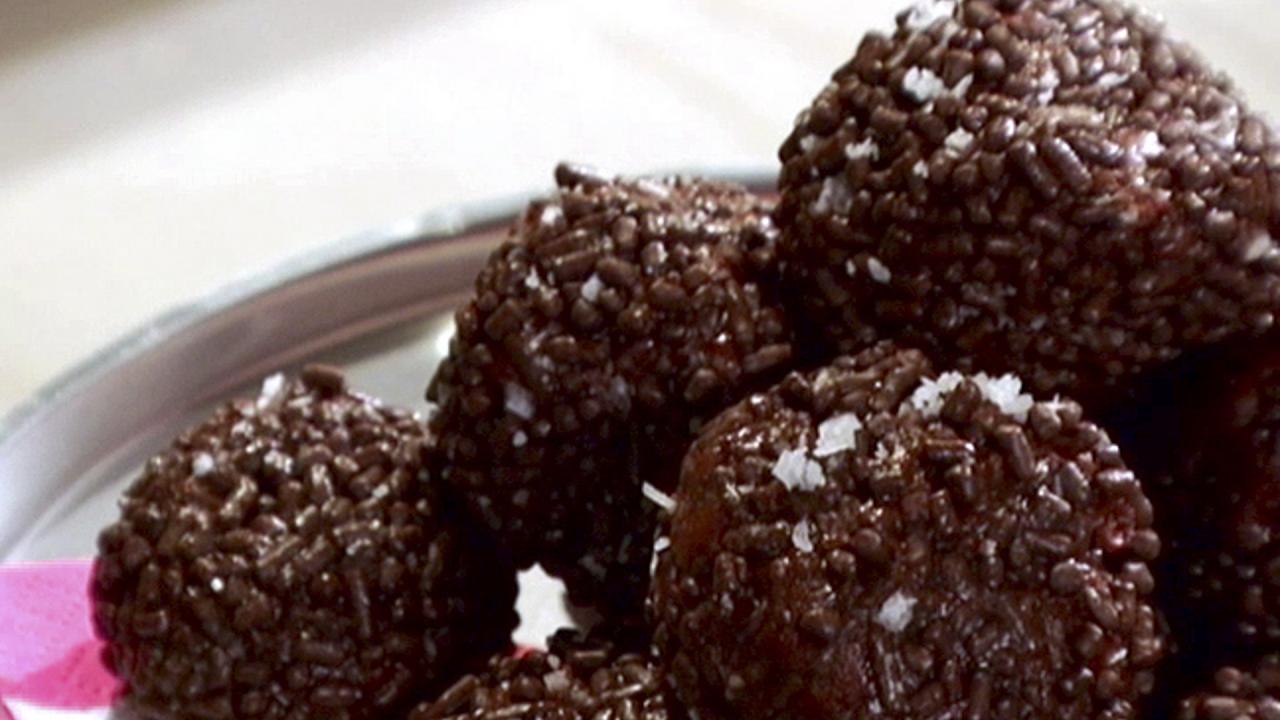 Hand-Rolled Chocolate Truffles