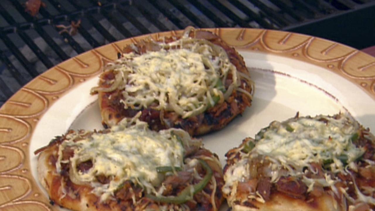 Grilled BBQ Pizza