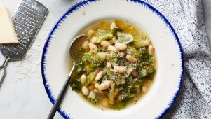 Hearty Escarole and Bean Soup
