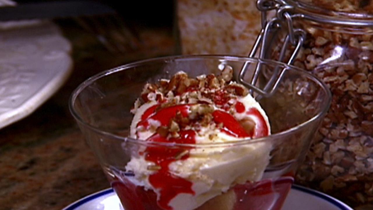 Grilled Pound Cake Sundaes