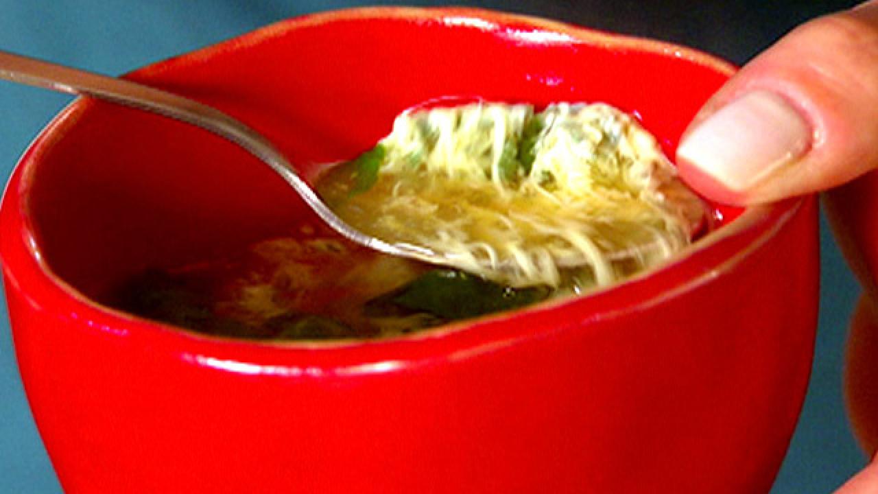 Stracciatella Soup Recipe Giada De Laurentiis Food Network