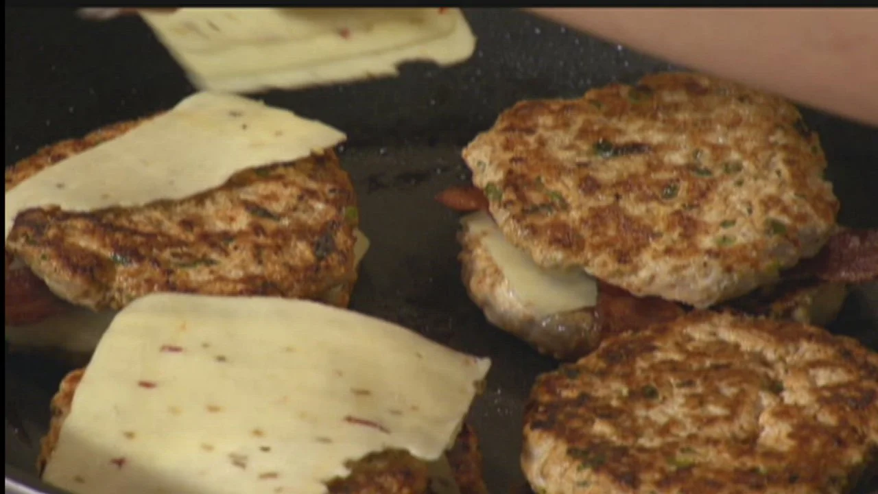 Turkey-Bacon Cheeseburgers