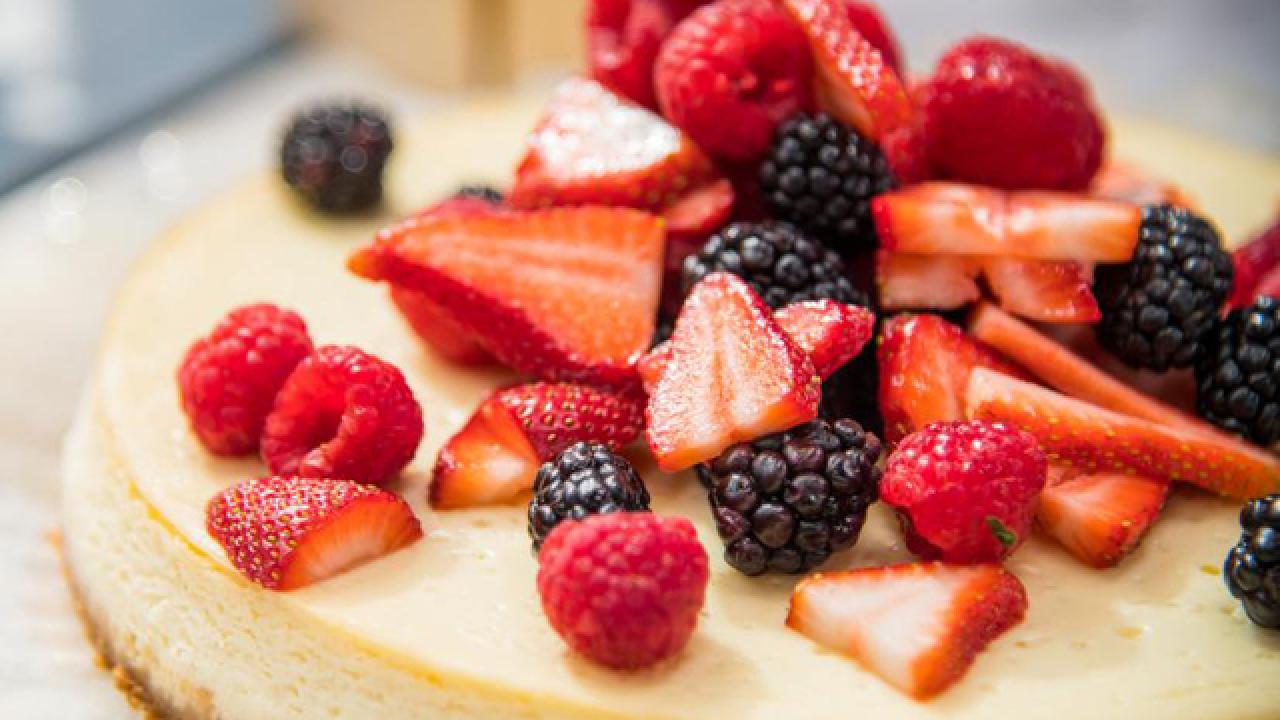 Light Lemony Berry Cheesecake