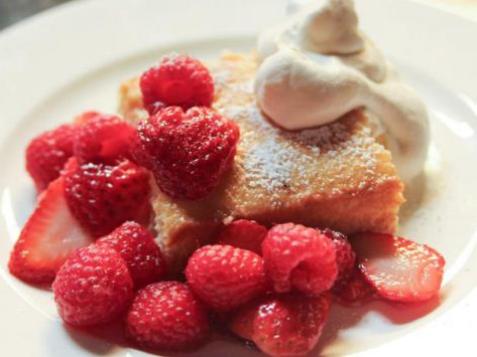 Tres Leches Cake With Berries
