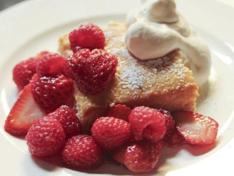 Tres Leches Cake With Berries