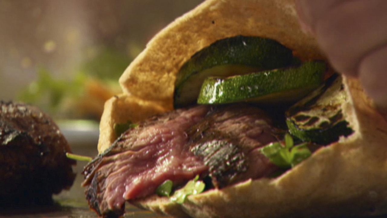 Grilled Flank Steak Pita