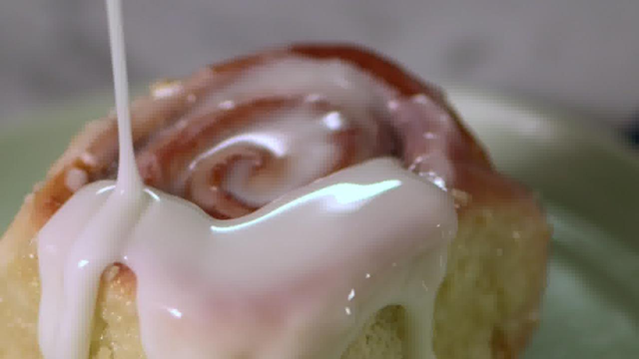 Katie's Holiday Cinnamon Rolls