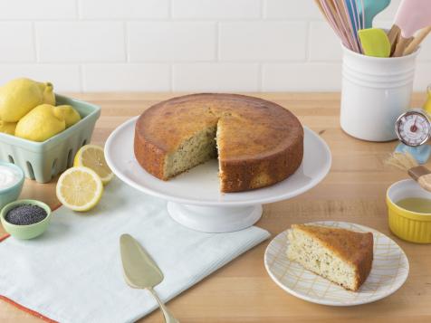 Lovely Lemon Yogurt Cake