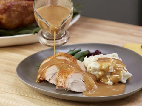 How to Make Pan Gravy