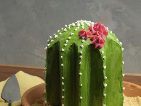 Cake Carving 101, Cactus Cake