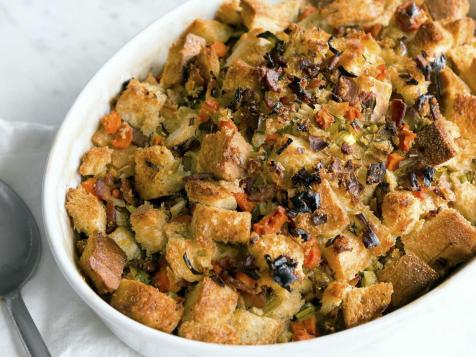Crunchy Bread Dressing with Ba