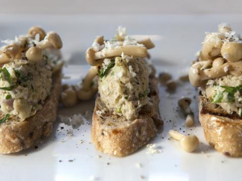 Artichoke Crostini with Wild M