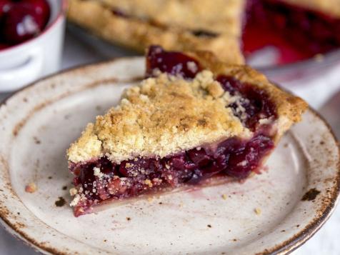 Sweet Cherry Streusel Pie