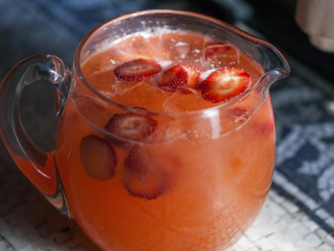 Strawberry French 75 Punch