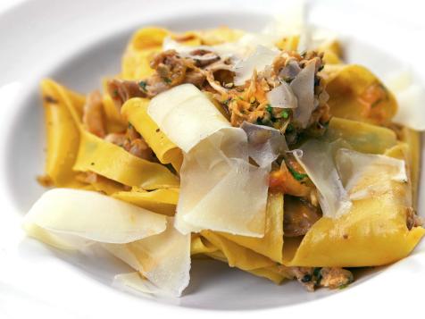 Braised Rabbit with Fresh Papp