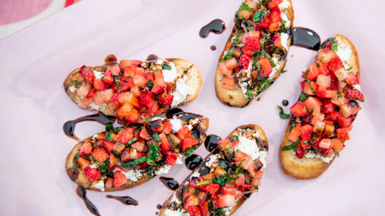 Strawberry Ricotta Bruschetta