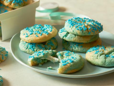 Marshmallow-Stuffed Blizzard Cookies