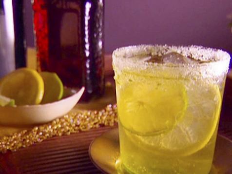 Amaretto Sour With Prosecco
