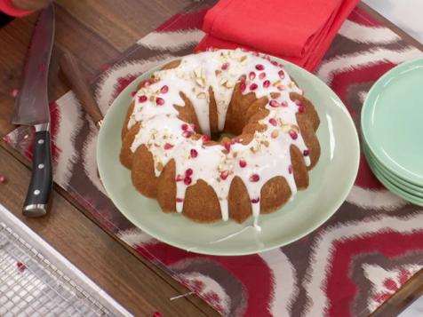 Jingle Bell Bundt Cake