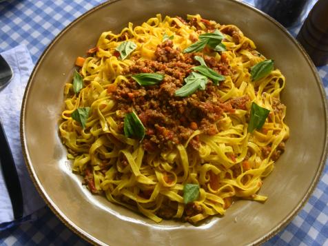 Rachel Ray's Classic Bolognese