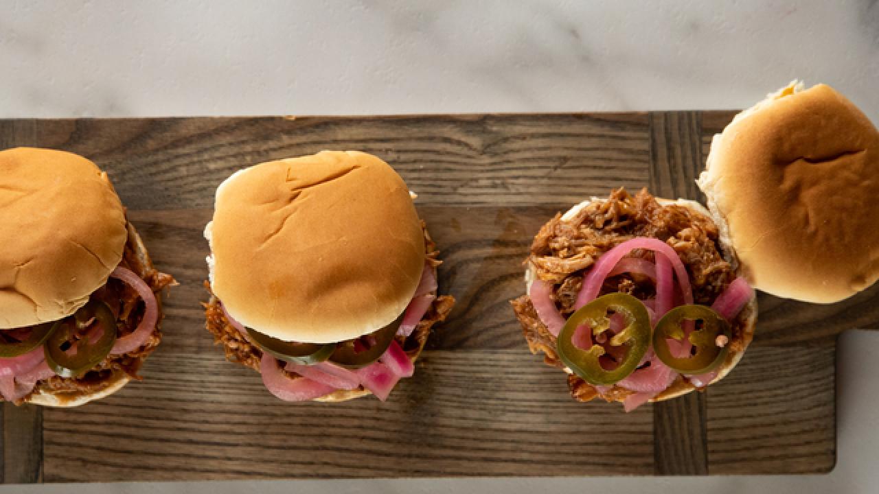Ree's Pulled Pork Sandwiches