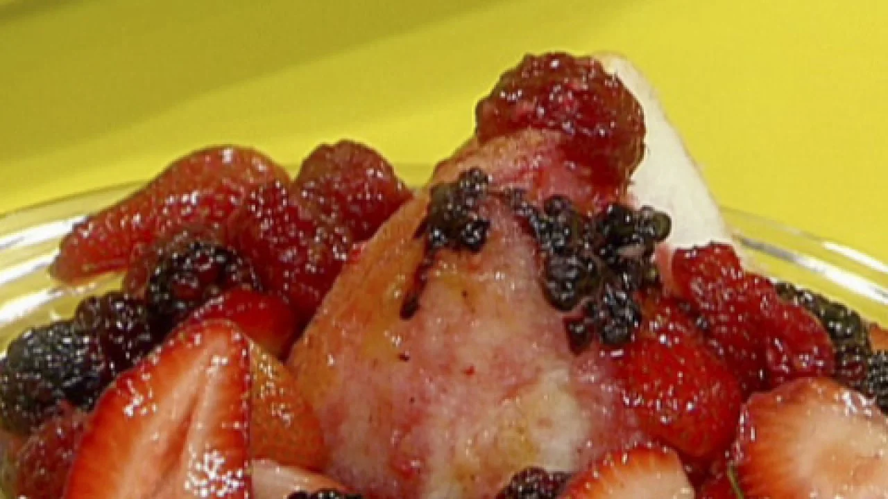 Angelic Cake and Berries