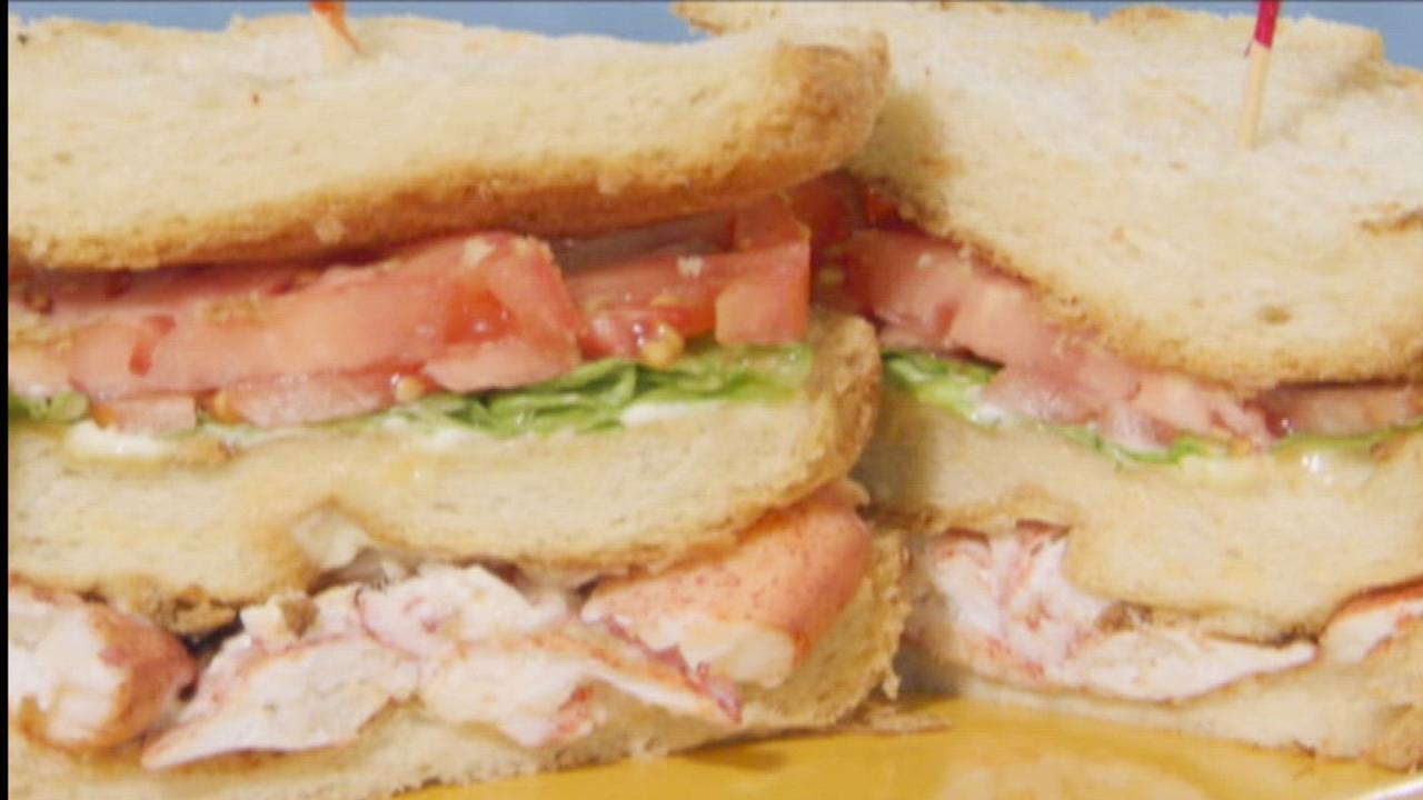 Throwdown Lobster Sandwich