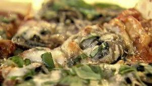 Mushroom, Onion & Basil Pizza