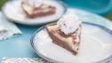 Chocolate and Vanilla Pudding Swirl Pie