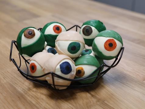 Eyeball Cake Balls