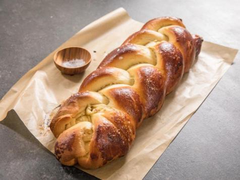 Garlic and Onion Challah Bread