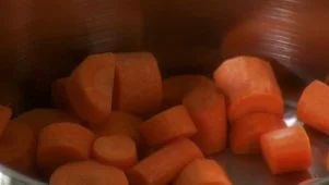 Orange-Scented Carrot Soup