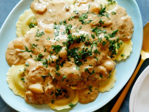 Super Easy Ravioli Stroganoff