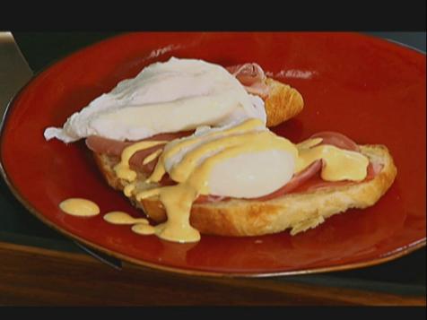 Marcela's Eggs Benedicto