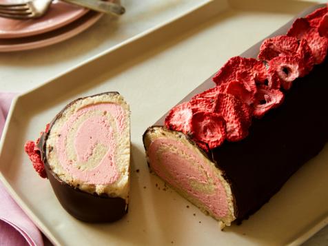 Chocolate Strawberry Cake Roll