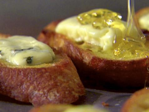 Gorgonzola-Honey Bruschetta