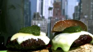 Green Chile Cheeseburgers
