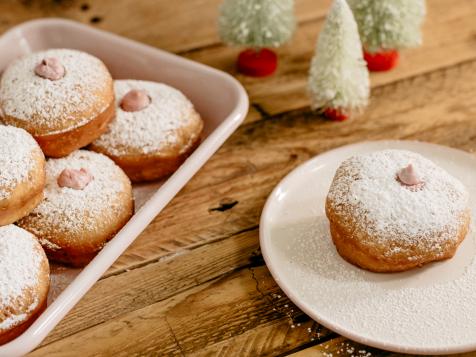 Molly Prepares Sufganiyot